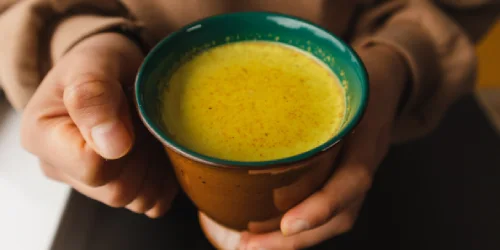 Iahas--cup-with-hot-turmeric-latte-image